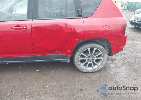 2017 Jeep Compass Sport Se Fwd z USA, uszkodzony, nr VIN 1C4NJCBA8HD166880